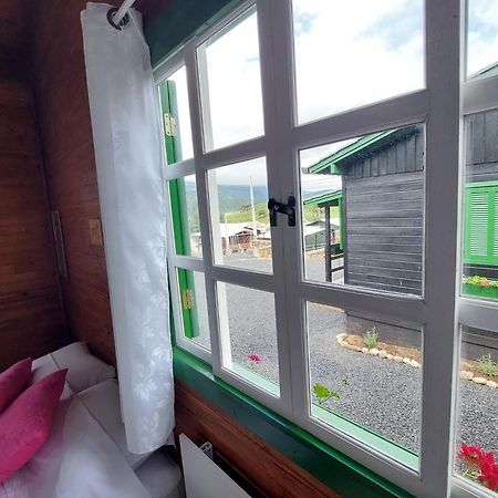 ウルビシRefugio Alpenblumenアパートメント エクステリア 写真