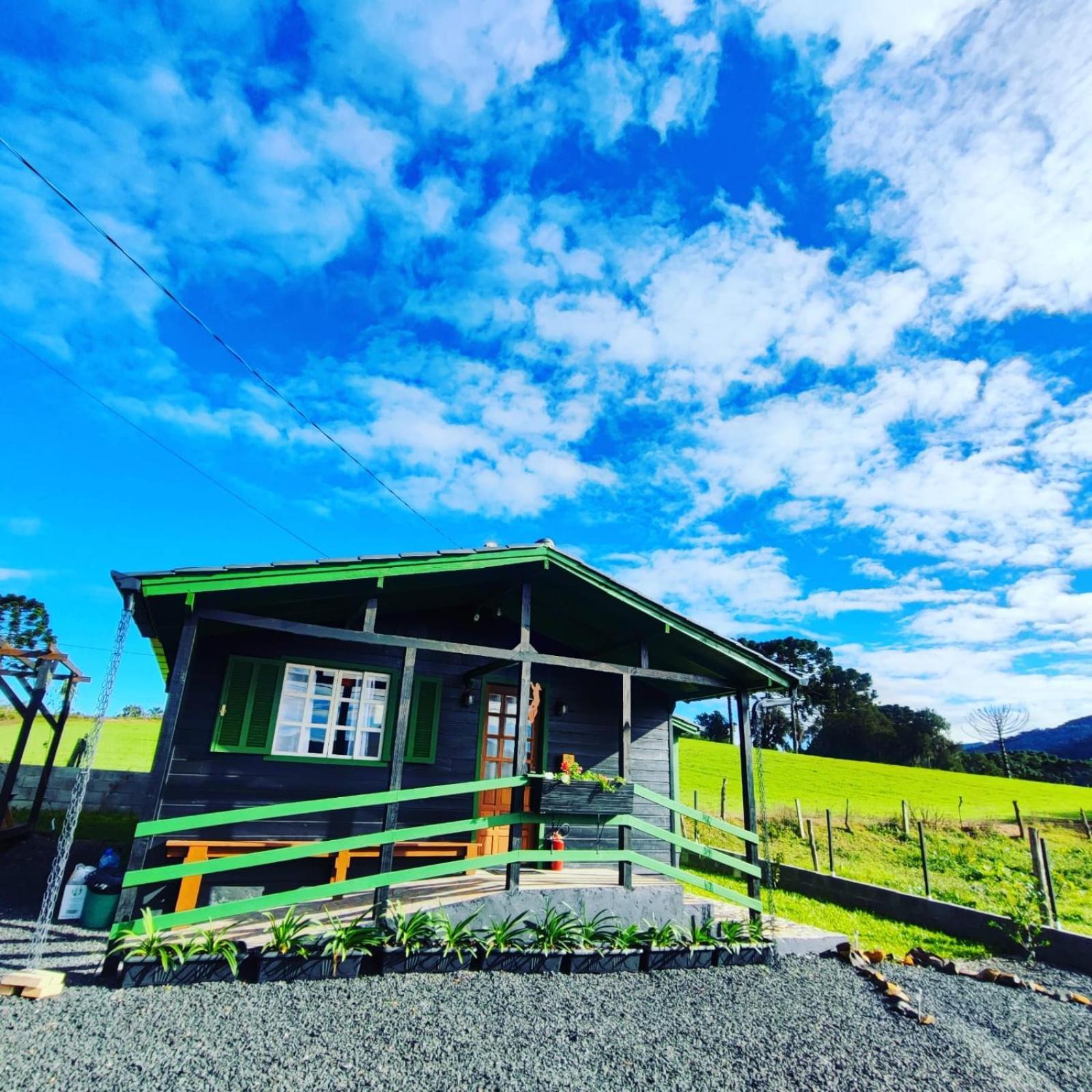 ウルビシRefugio Alpenblumenアパートメント エクステリア 写真